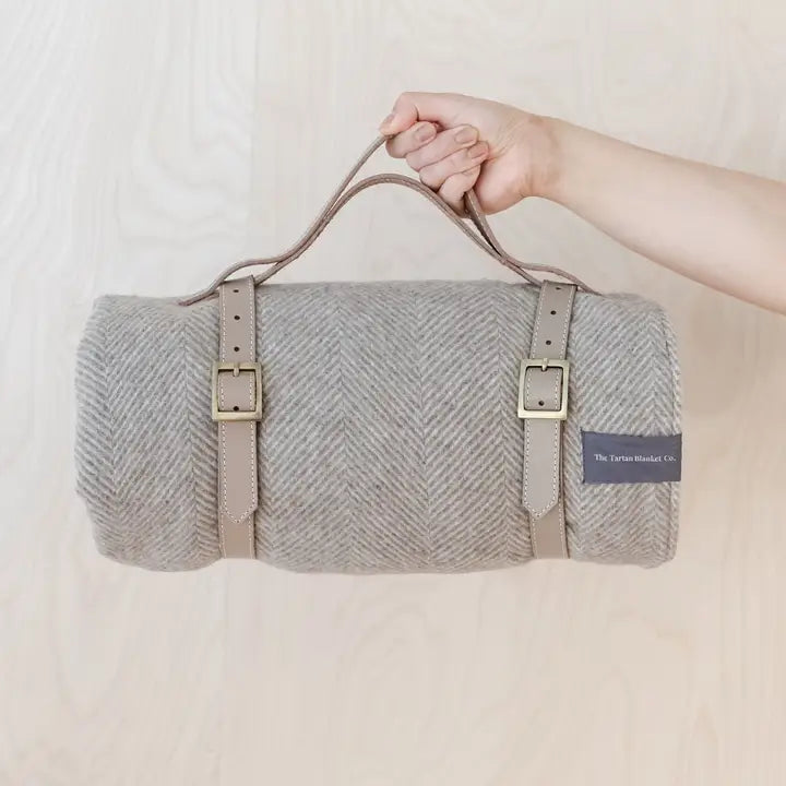 Leather Picnic Carrier - Taupe