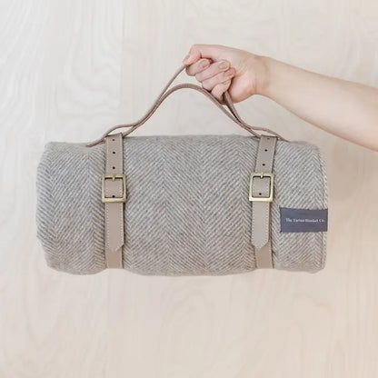 Leather Picnic Carrier - Taupe