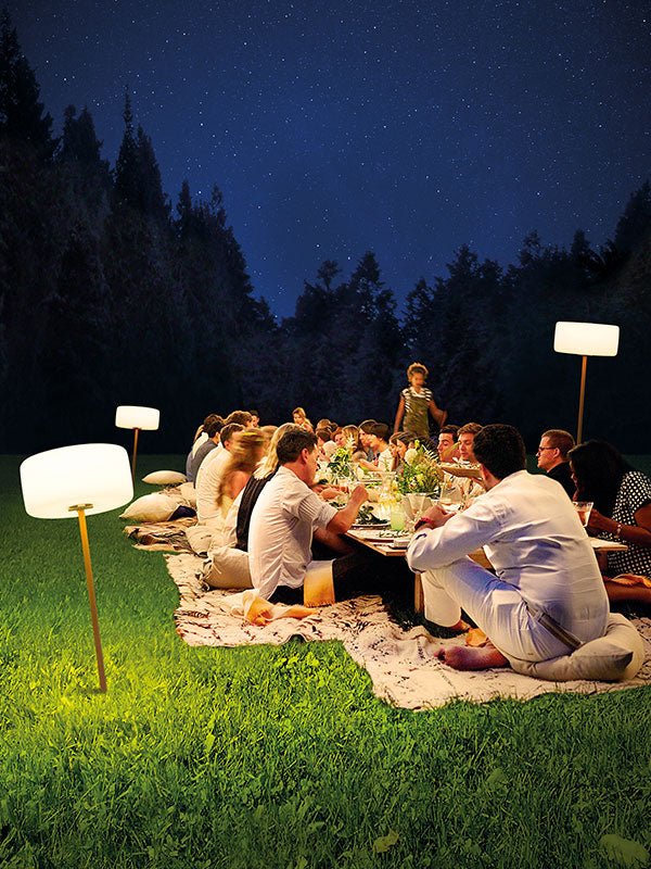 Thierry Le Swinger – Outdoor Light