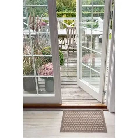 Dot Mat – Sand/Beige