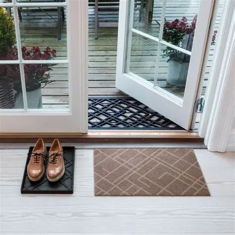 Lines Mat – Sand/Beige