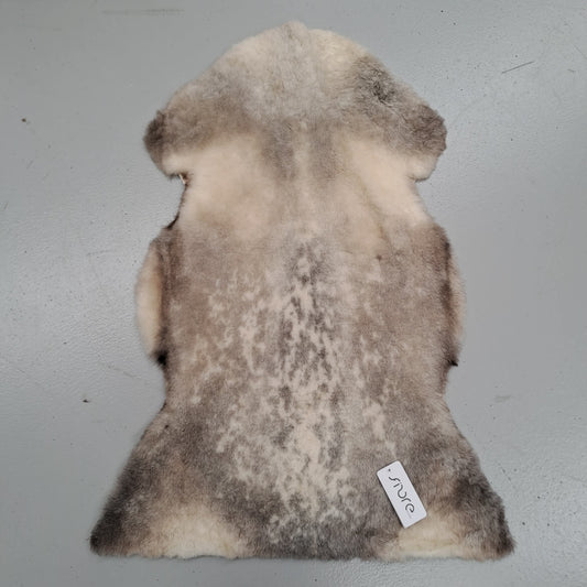Short Shorn Sheepskin - Mist Valley